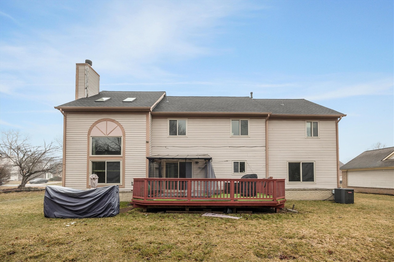 24403 Elmhurst Avenue, Farmington Hills, MI, 48336-1929