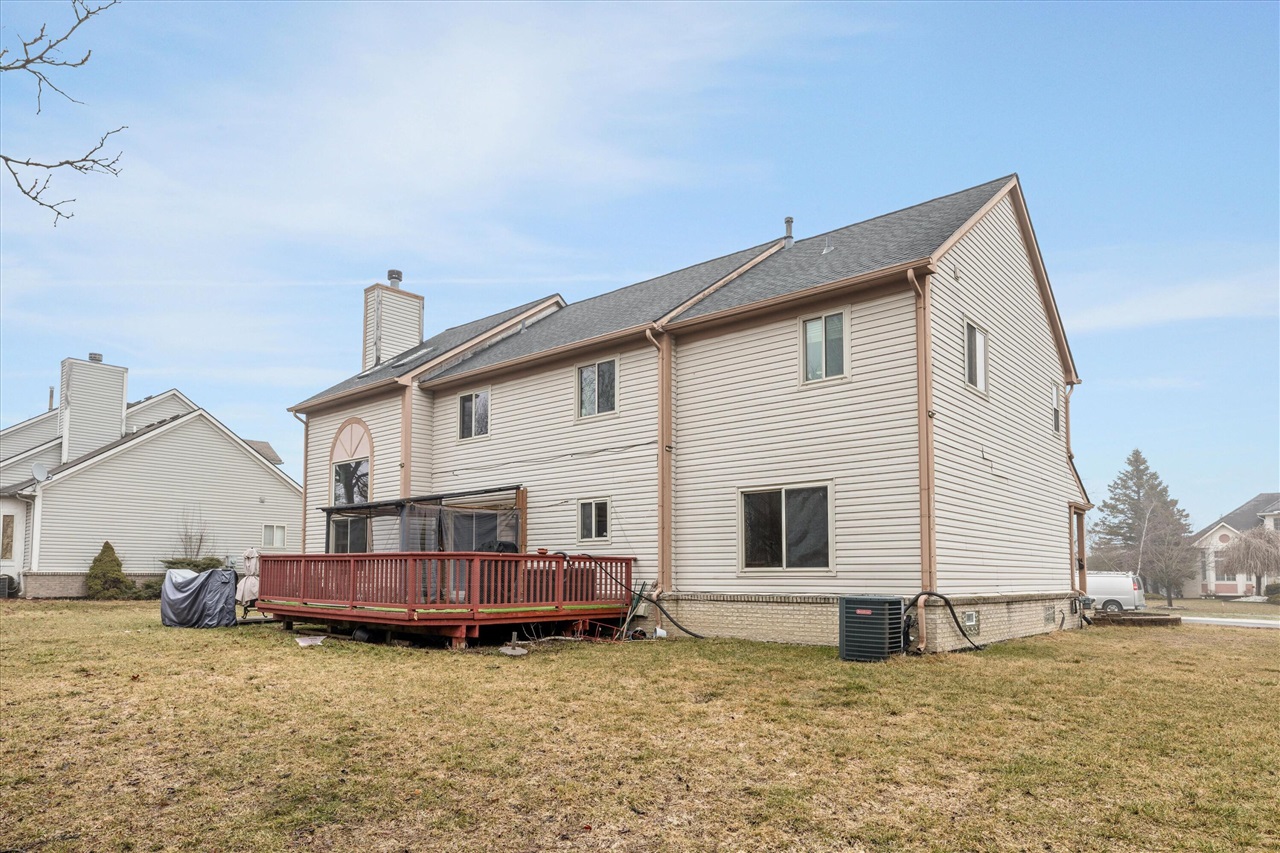 24403 Elmhurst Avenue, Farmington Hills, MI, 48336-1929