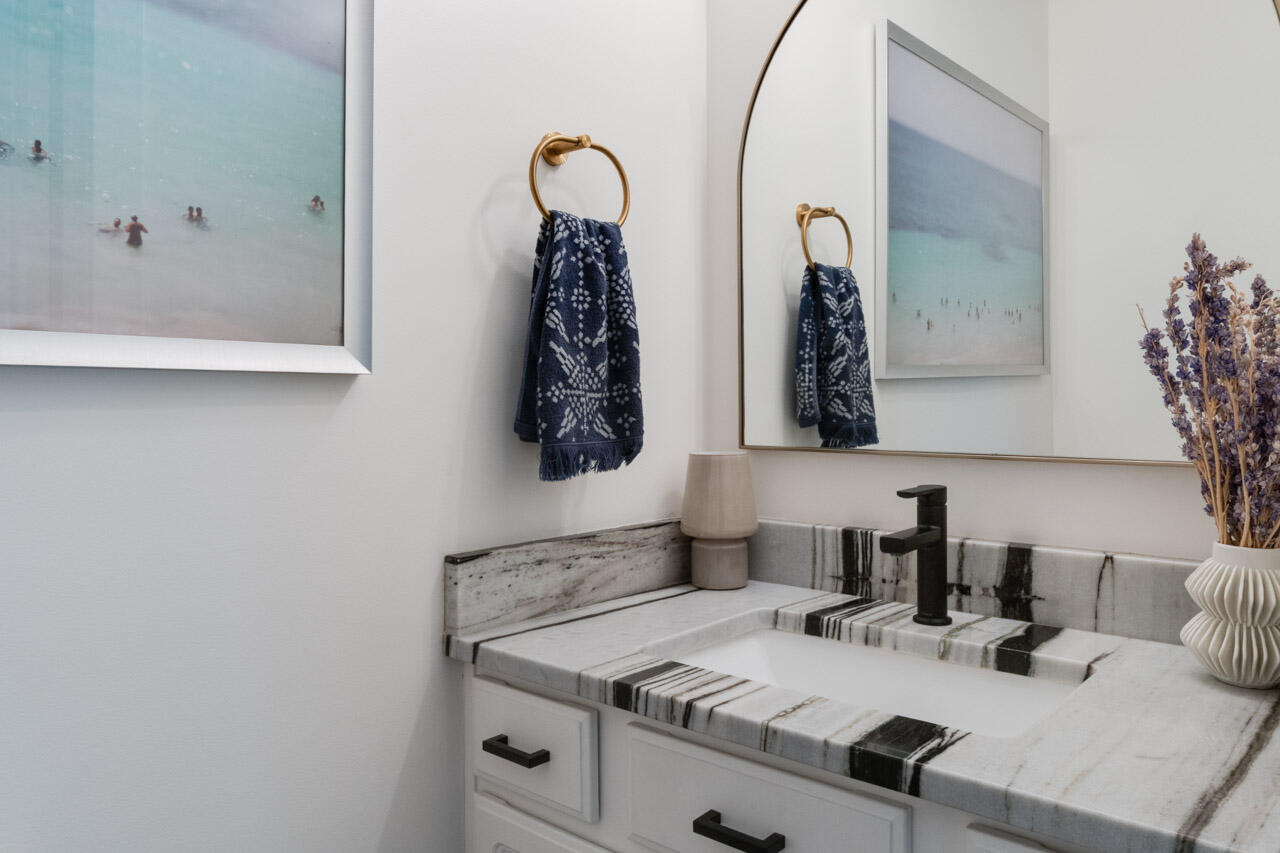 1361 S Village Circle, Kalamazoo, MI, 49009-6118