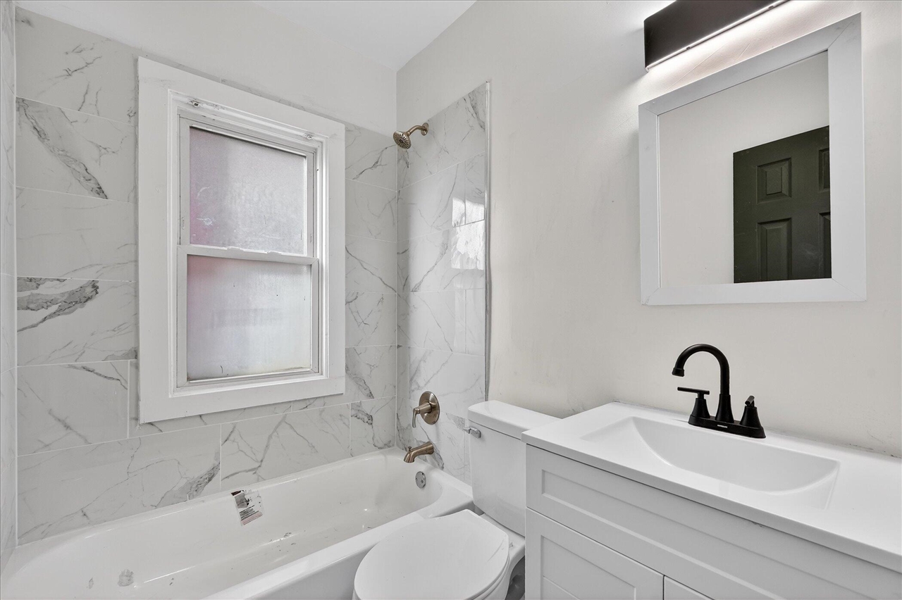 16890 Stoepel Street UNIT&nbsp;Unit: 1 and2, Detroit, MI, 48221-2656