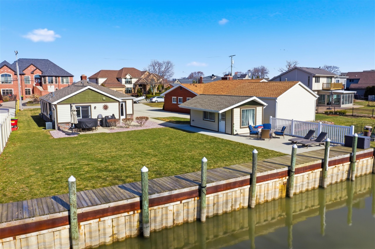 Homes for sale in Harrison Twp, MI | 38310 Huron Pointe Dr, Harrison Twp, MI 48045 | MLS# 70519968