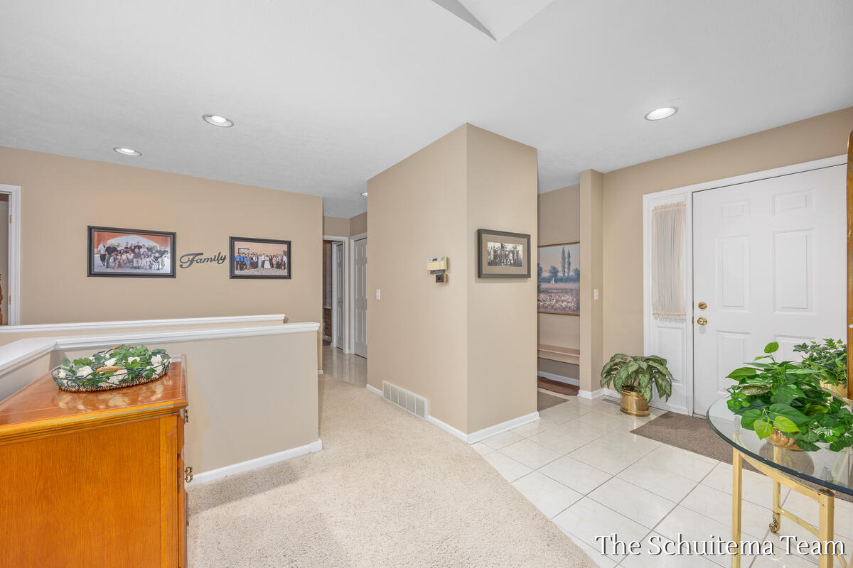 2614 Rolling Ridge Lane, Grand Rapids, MI, 49534-1344