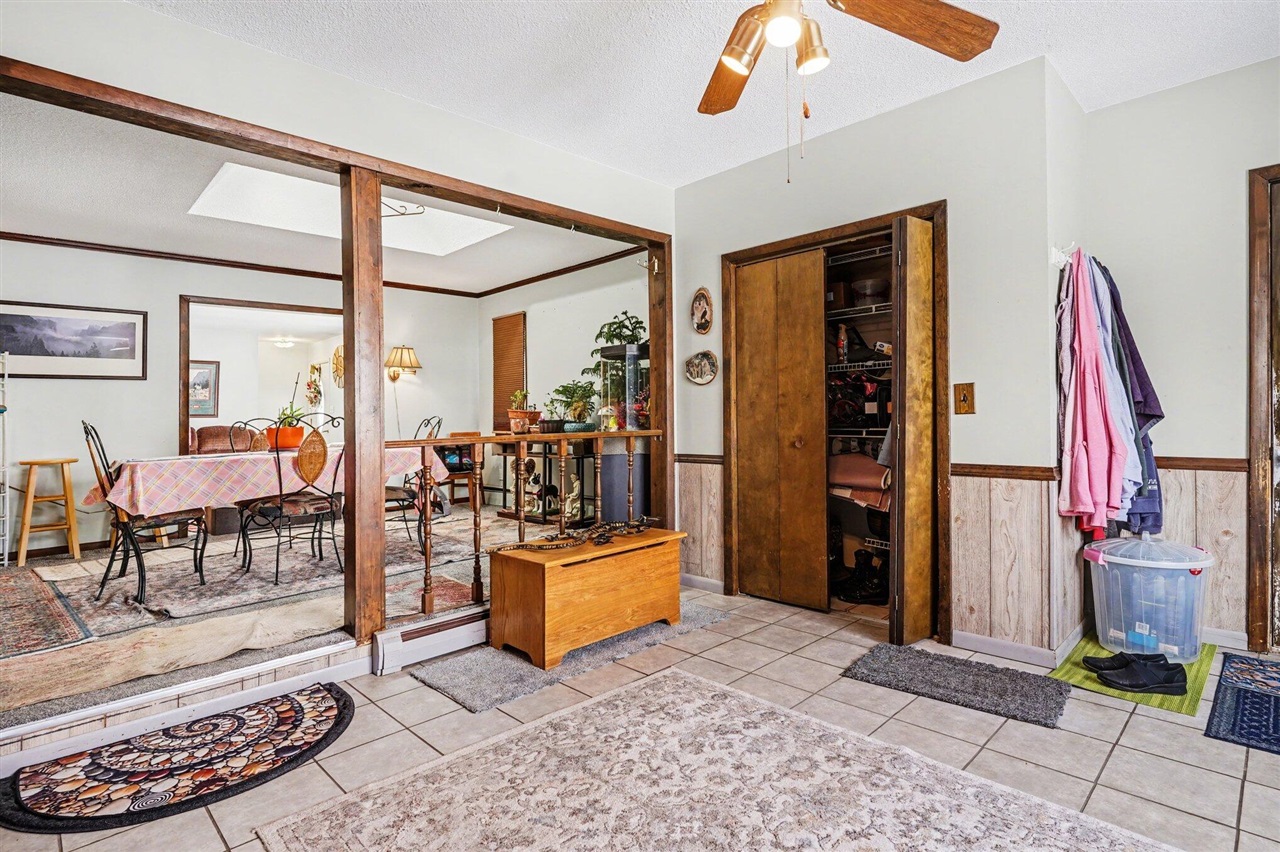 5686 Davis Road, Norton Shores, MI, 49441-5808