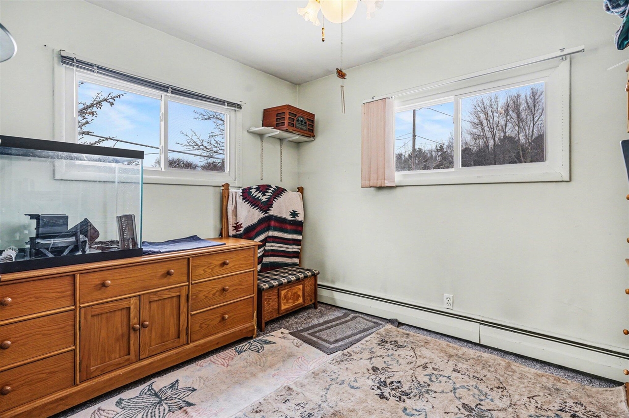 5686 Davis Road, Norton Shores, MI, 49441-5808