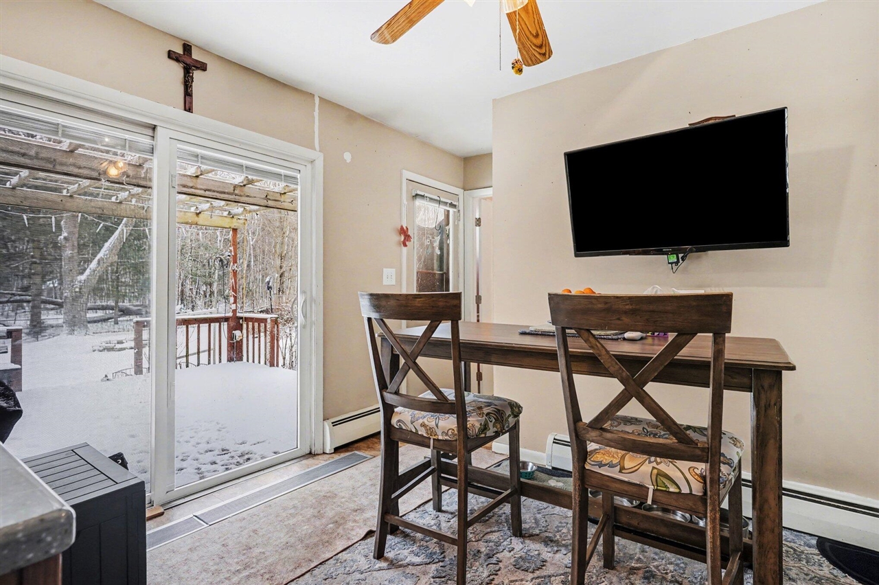 5686 Davis Road, Norton Shores, MI, 49441-5808