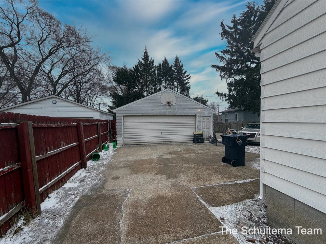 388 W 21st Street, Holland, MI, 49423-4004