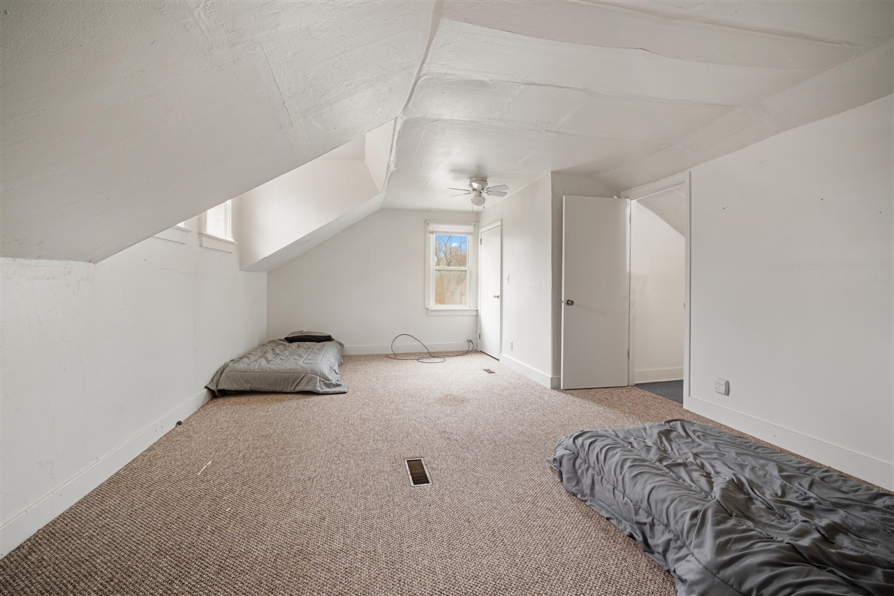 600 Benson Road, Benton Harbor, MI, 49022-2667