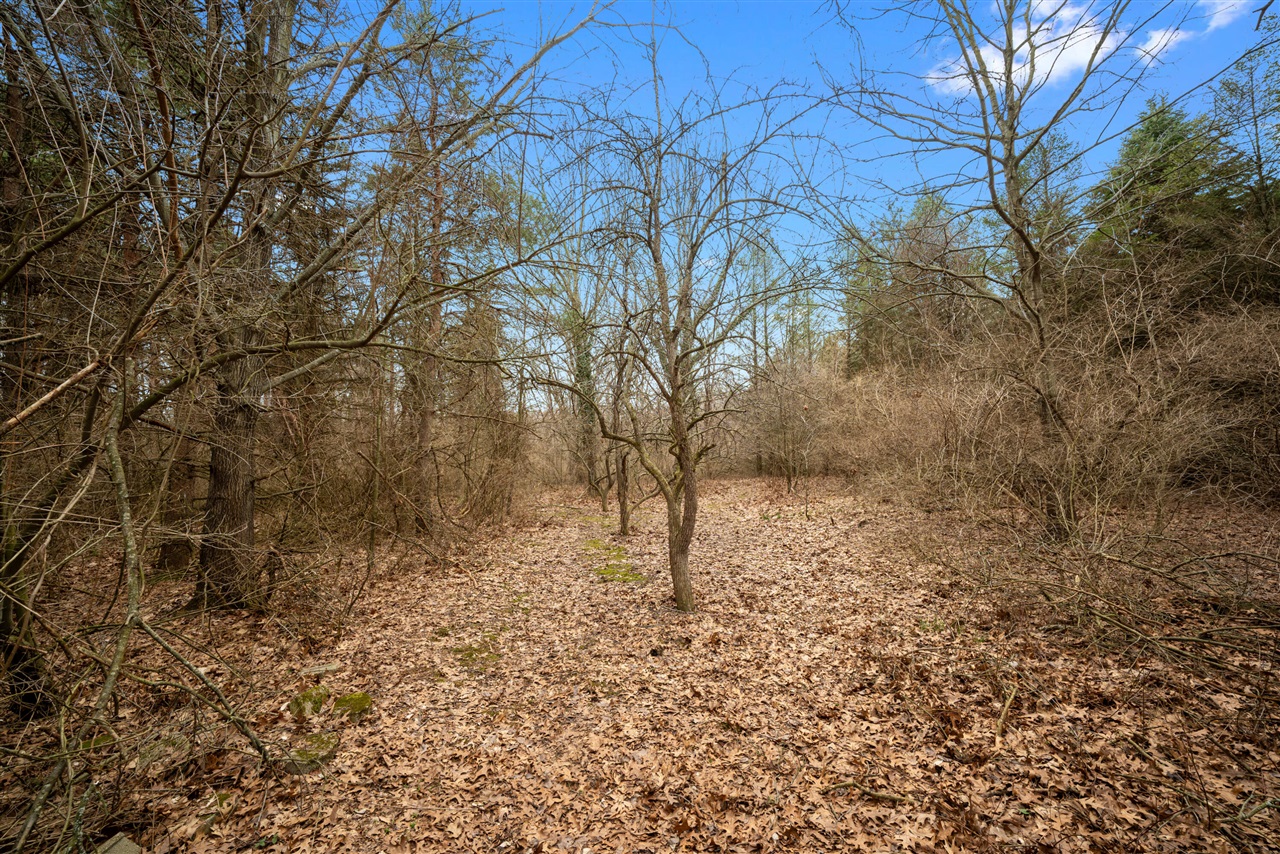 600 Benson Road, Benton Harbor, MI, 49022-2667