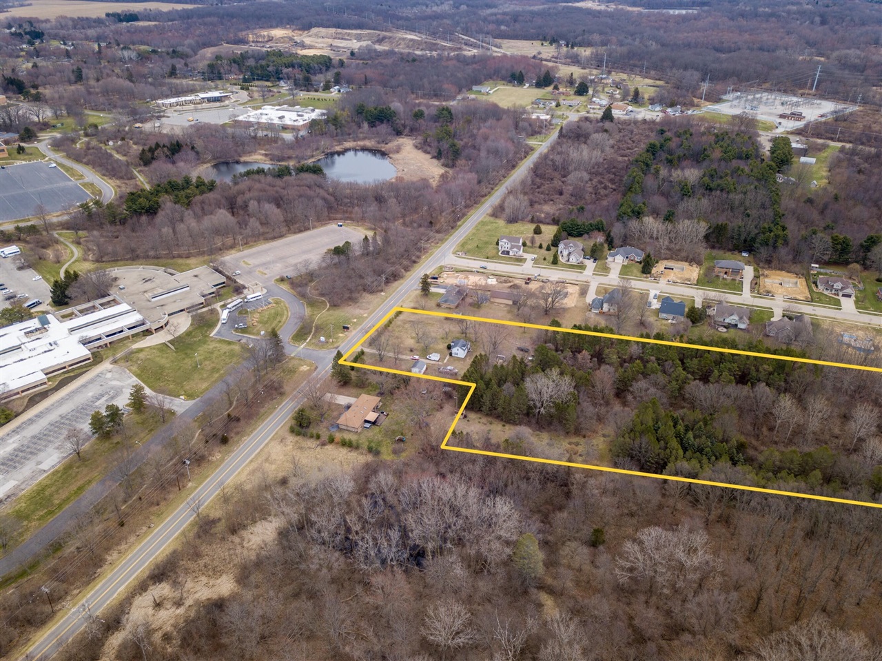 600 Benson Road, Benton Harbor, MI, 49022-2667