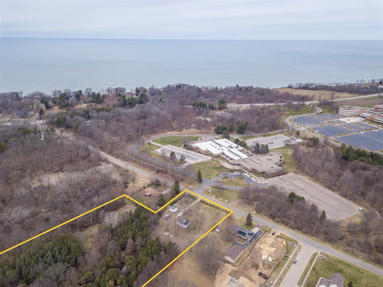 600 Benson Road, Benton Harbor, MI, 49022-2667