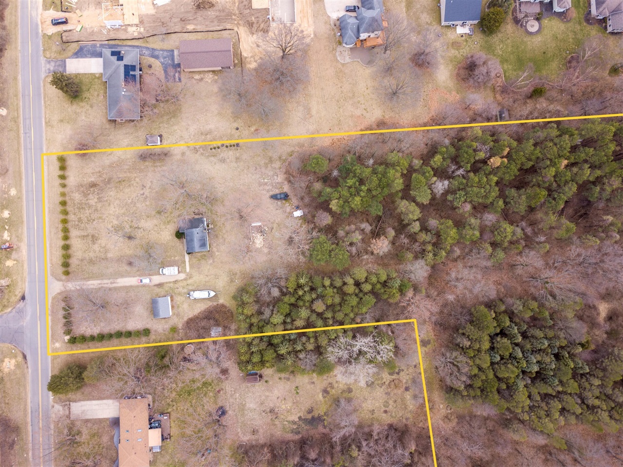 600 Benson Road, Benton Harbor, MI, 49022-2667