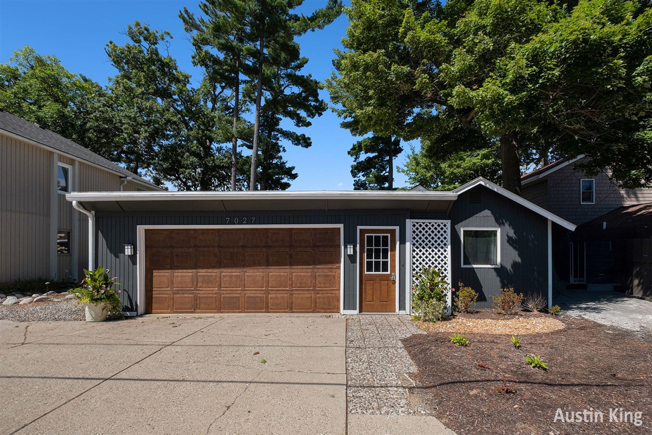 7027 Goldenrod Avenue, Rockford, MI, 49341-8547