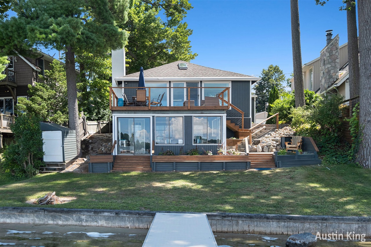 7027 Goldenrod Avenue, Rockford, MI, 49341-8547