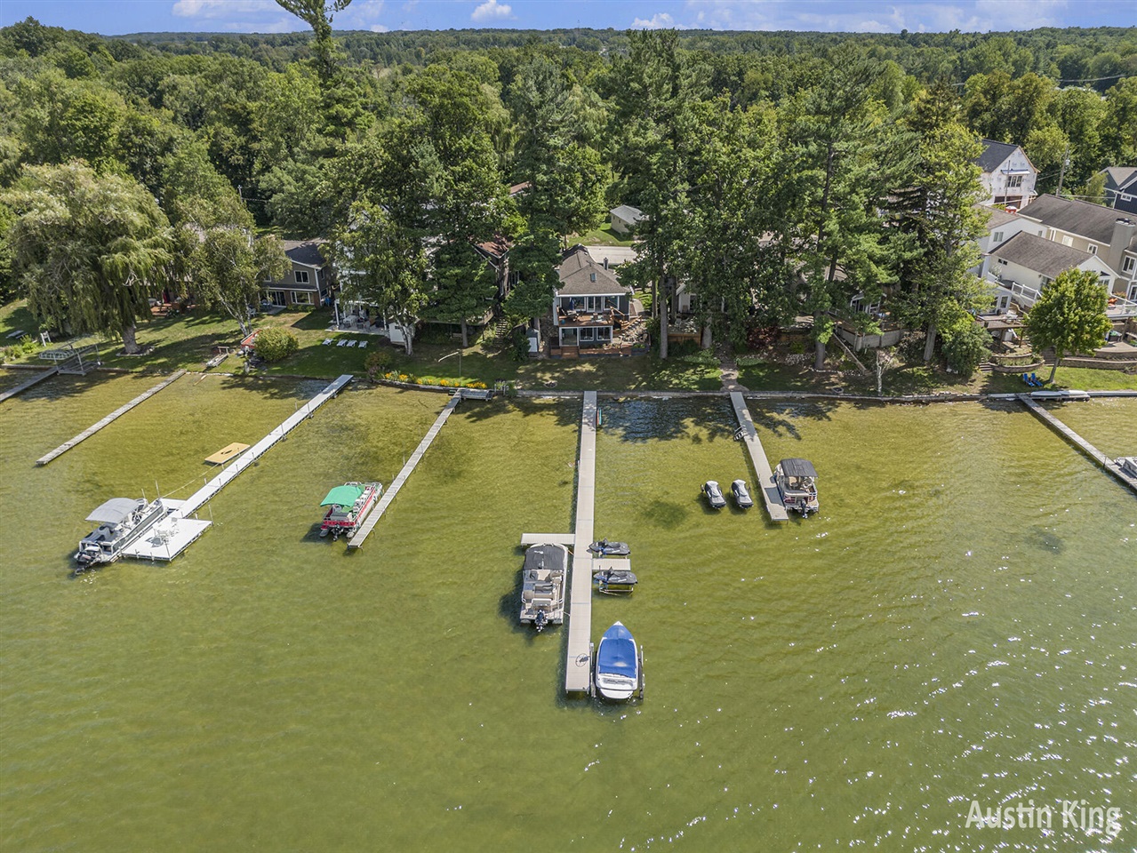 7027 Goldenrod Avenue, Rockford, MI, 49341-8547