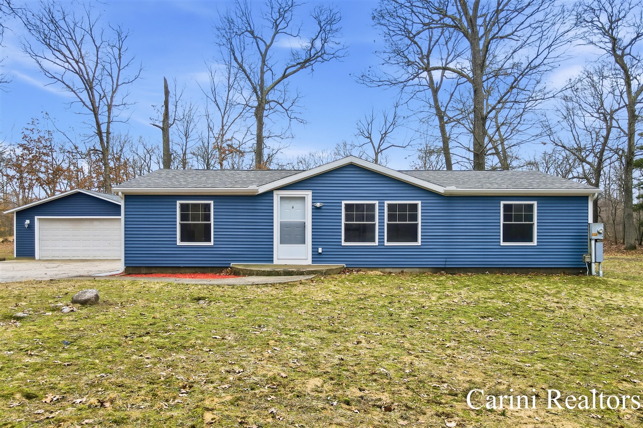 5324 Nadeau Drive, Pullman, MI, 49450-9698