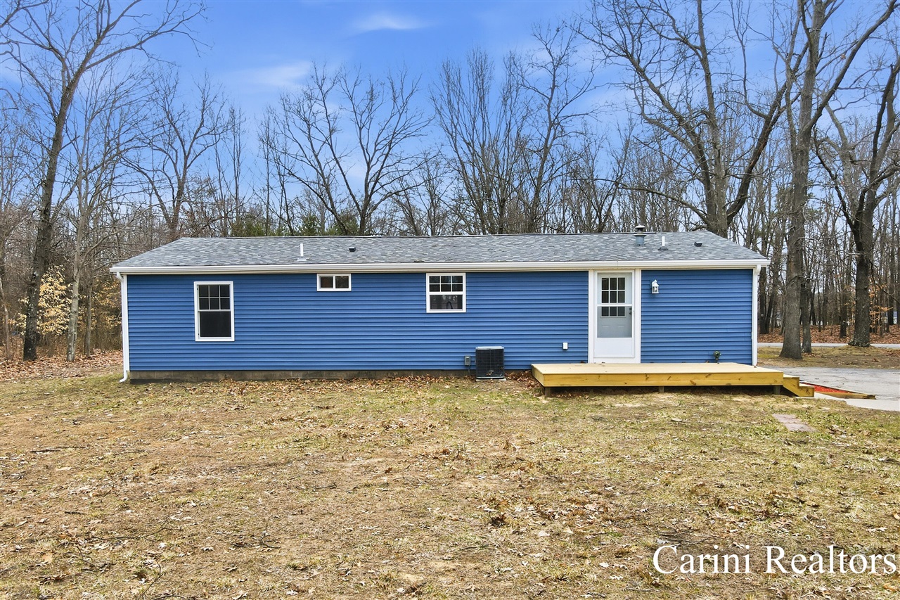 5324 Nadeau Drive, Pullman, MI, 49450-9698