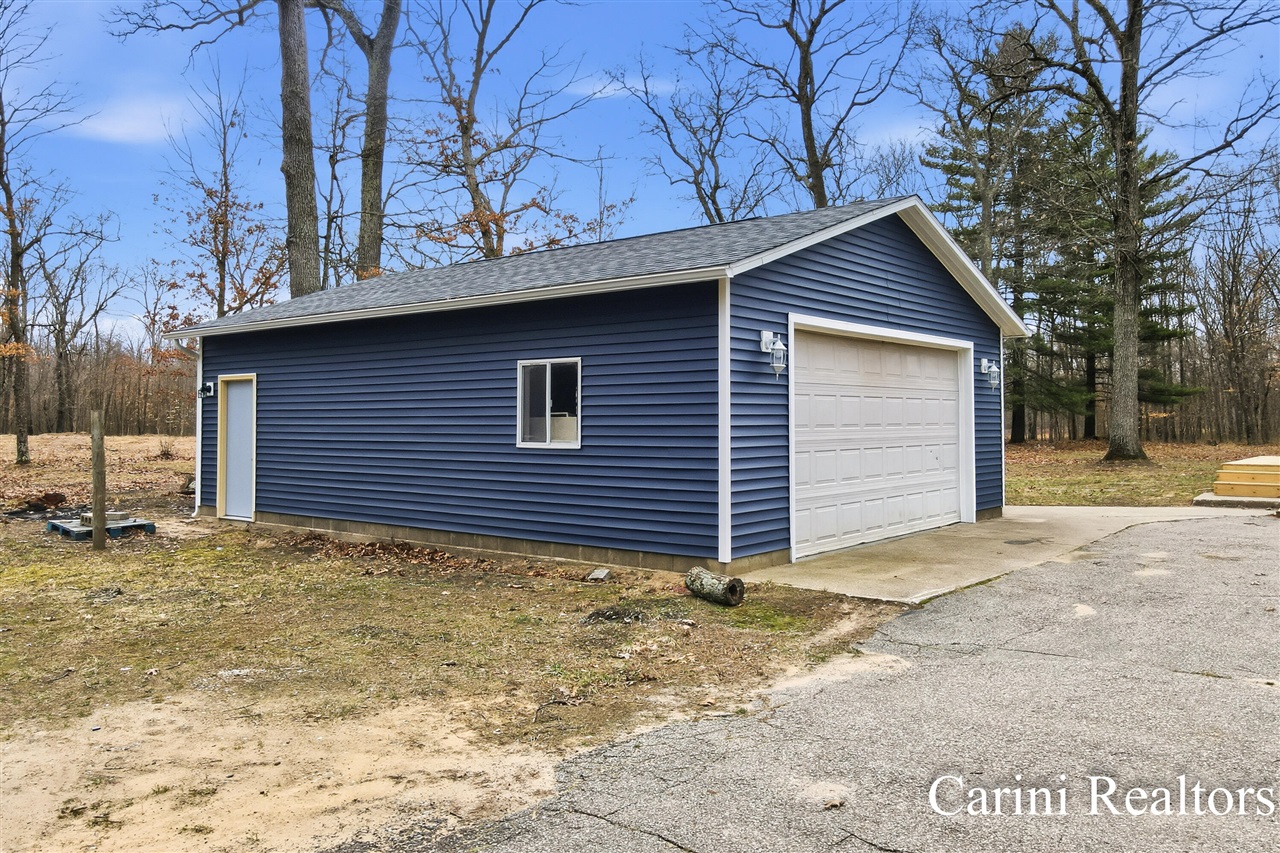 5324 Nadeau Drive, Pullman, MI, 49450-9698