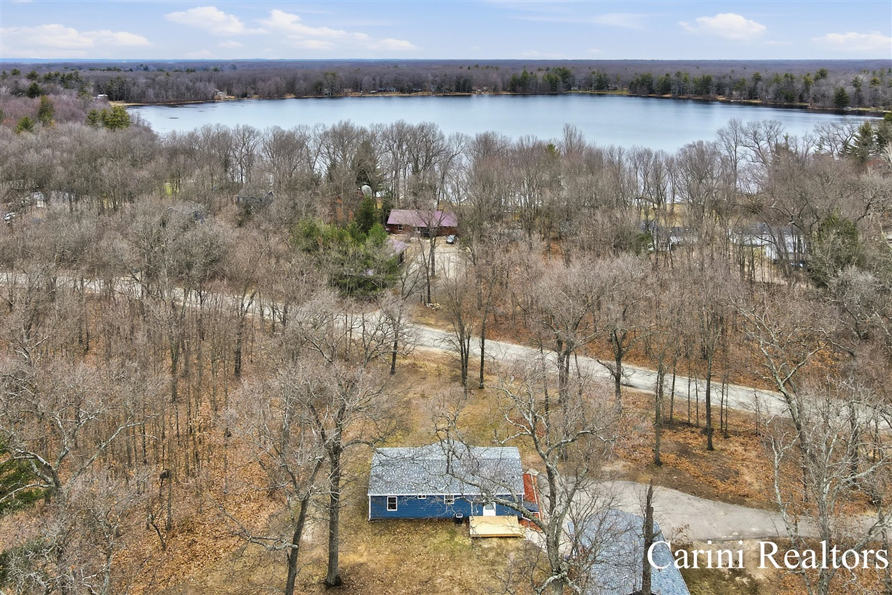 5324 Nadeau Drive, Pullman, MI, 49450-9698