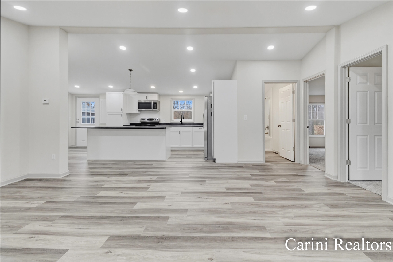 5324 Nadeau Drive, Pullman, MI, 49450-9698