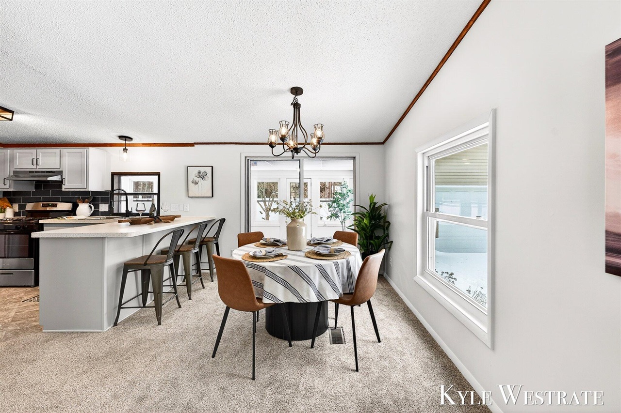 14128 Luckett Lane, Grand Haven, MI, 49417-9527