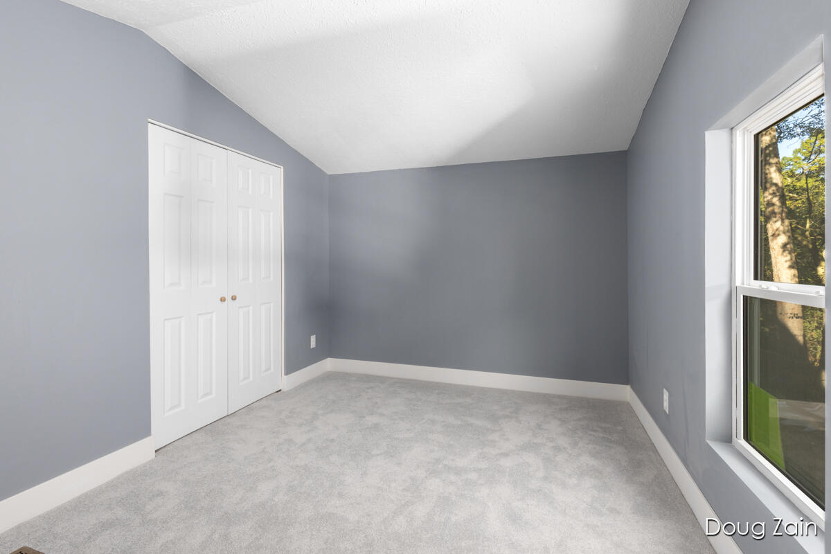 10037 W Colby Road, Gowen, MI, 49326