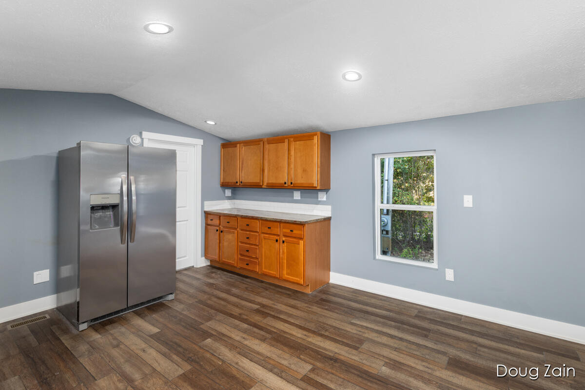 10037 W Colby Road, Gowen, MI, 49326