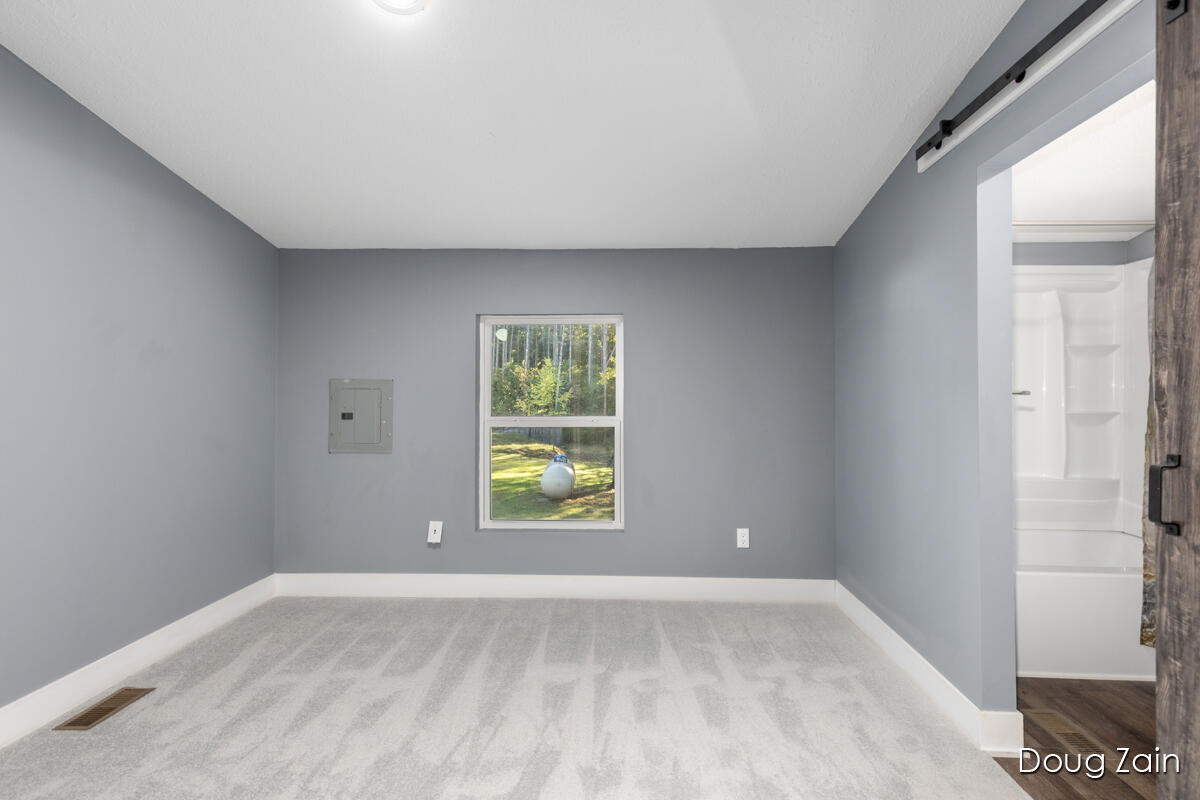 10037 W Colby Road, Gowen, MI, 49326