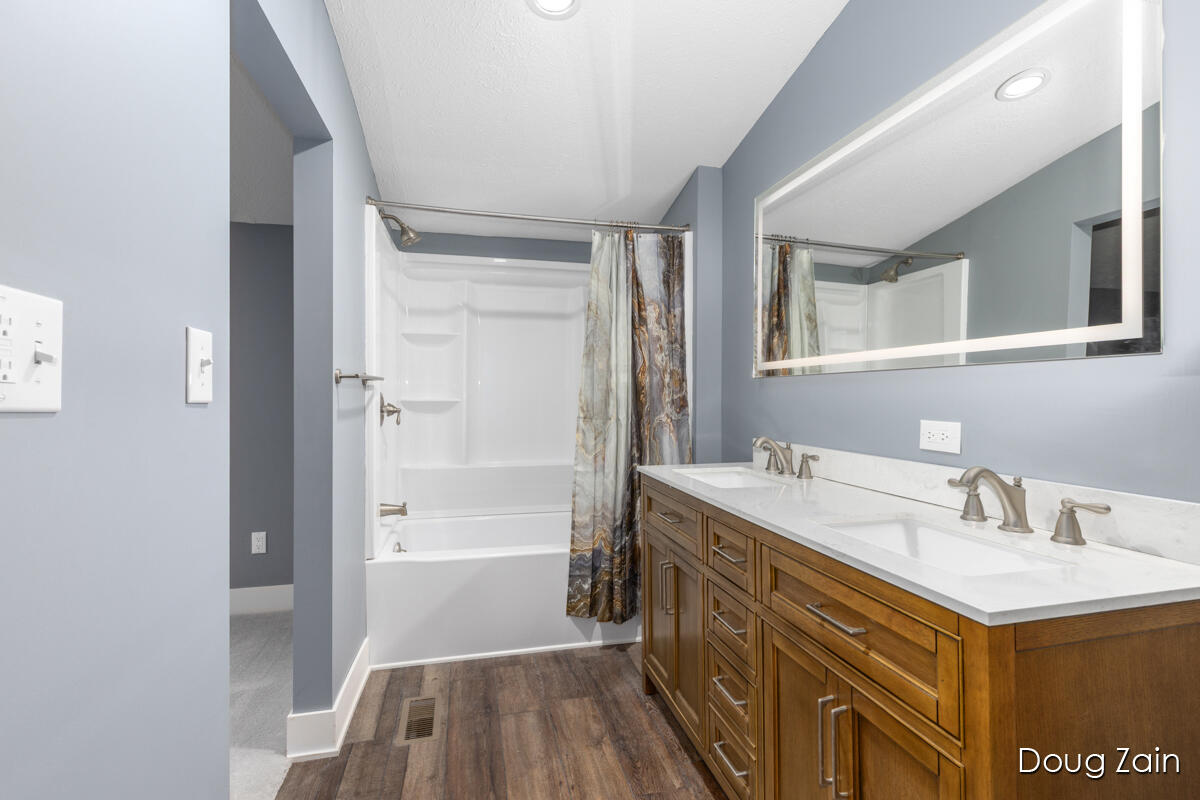 10037 W Colby Road, Gowen, MI, 49326