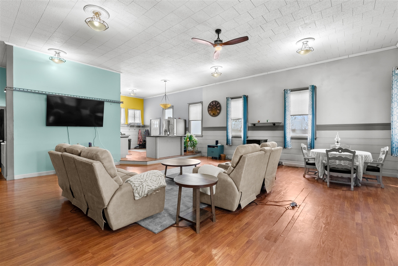 61965 County Road 384, Bangor, MI, 49013-9430