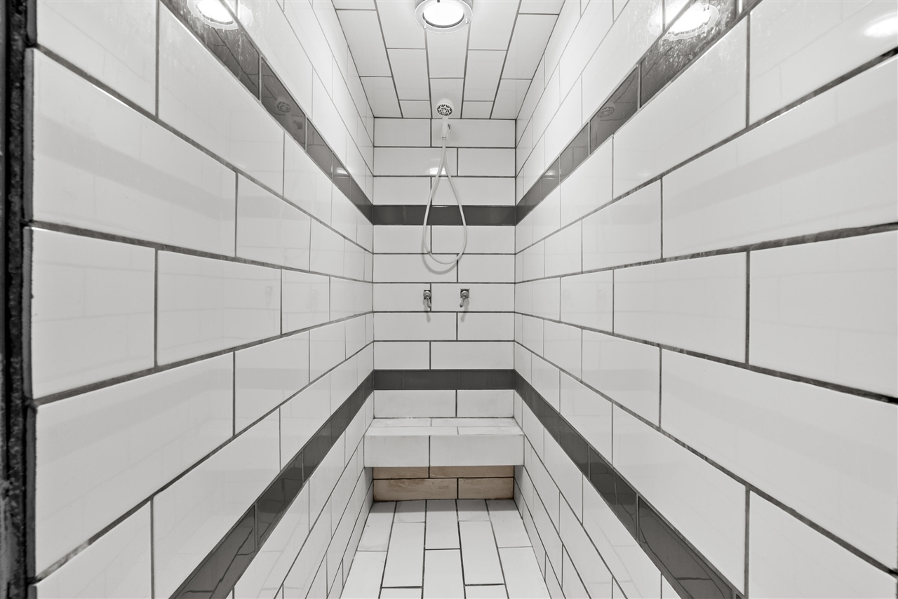 61965 County Road 384, Bangor, MI, 49013-9430