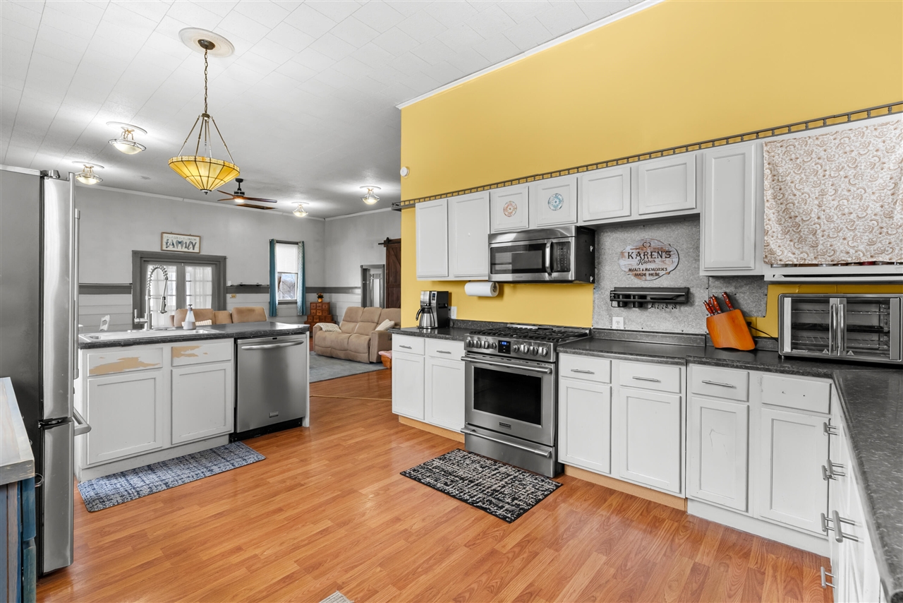 61965 County Road 384, Bangor, MI, 49013-9430