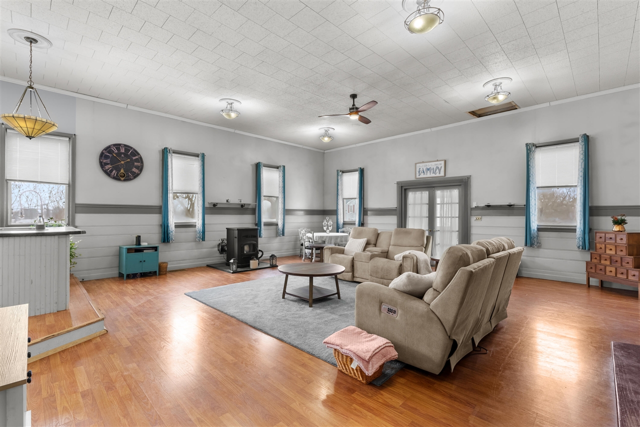 61965 County Road 384, Bangor, MI, 49013-9430