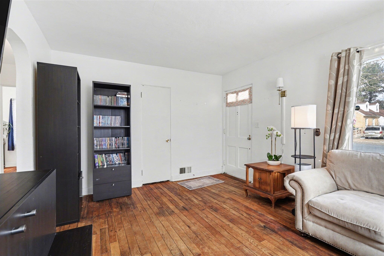 192 Hunter Street, Battle Creek, MI, 49017