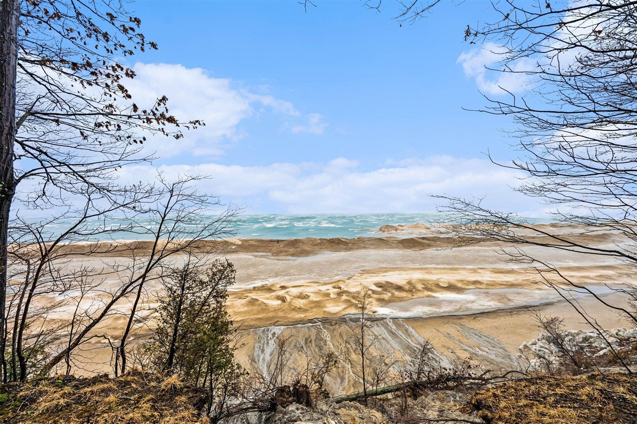 1812 Morning Glory Lane, Fennville, MI, 49408-9720