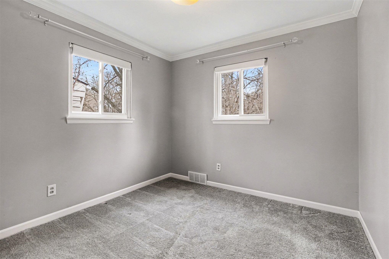 819 N Mansfield Street, Ypsilanti, MI, 48197-2032