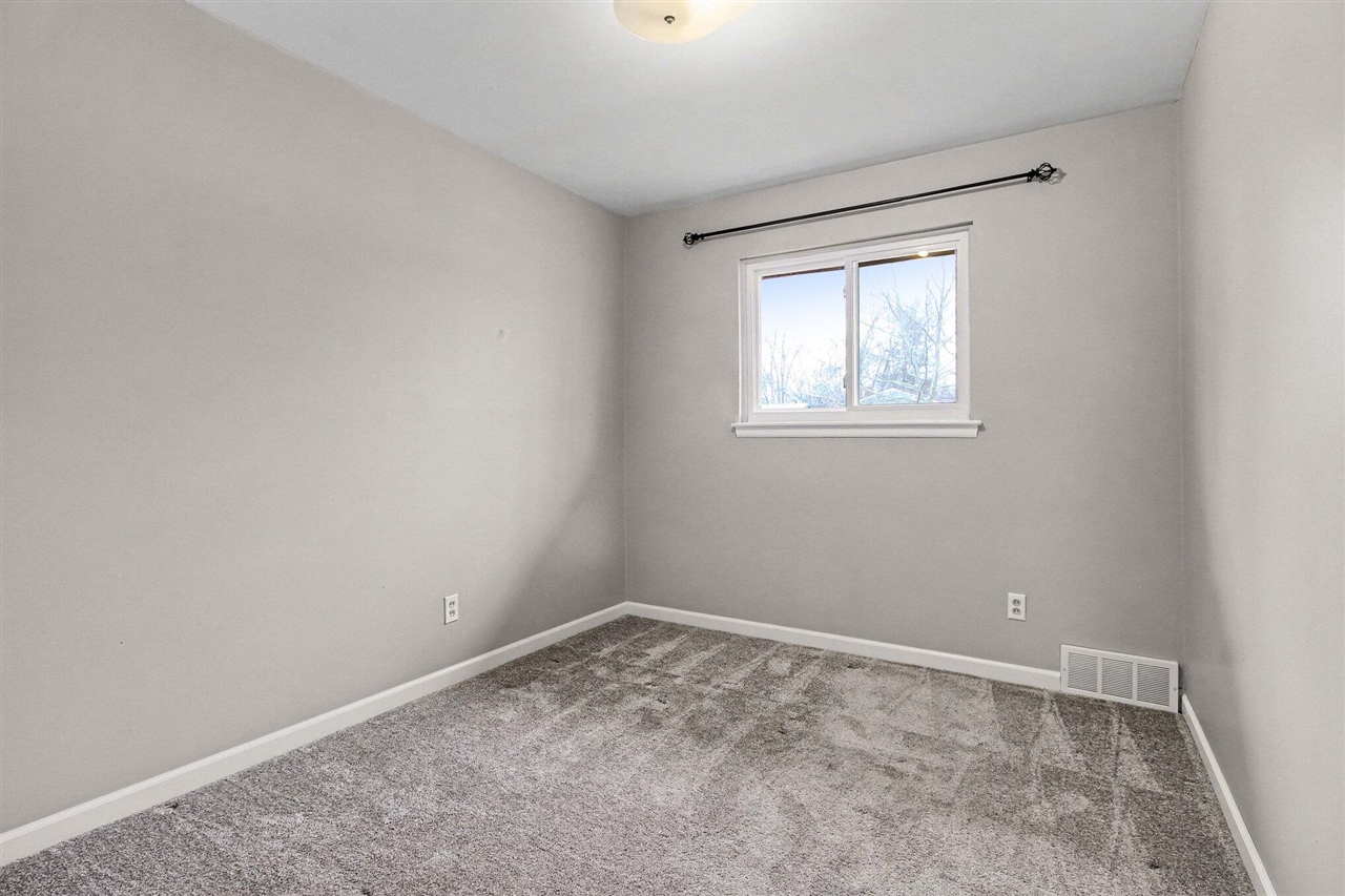 819 N Mansfield Street, Ypsilanti, MI, 48197-2032