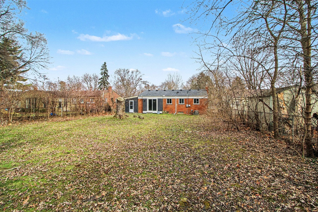 819 N Mansfield Street, Ypsilanti, MI, 48197-2032
