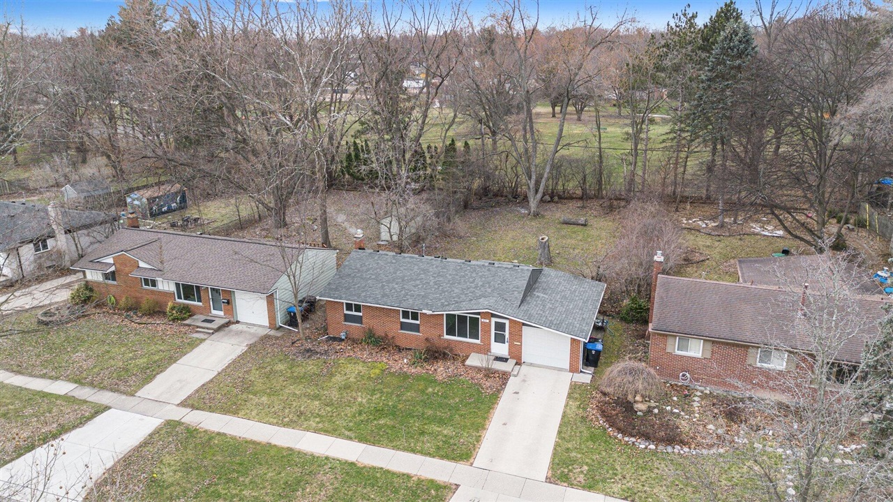 819 N Mansfield Street, Ypsilanti, MI, 48197-2032