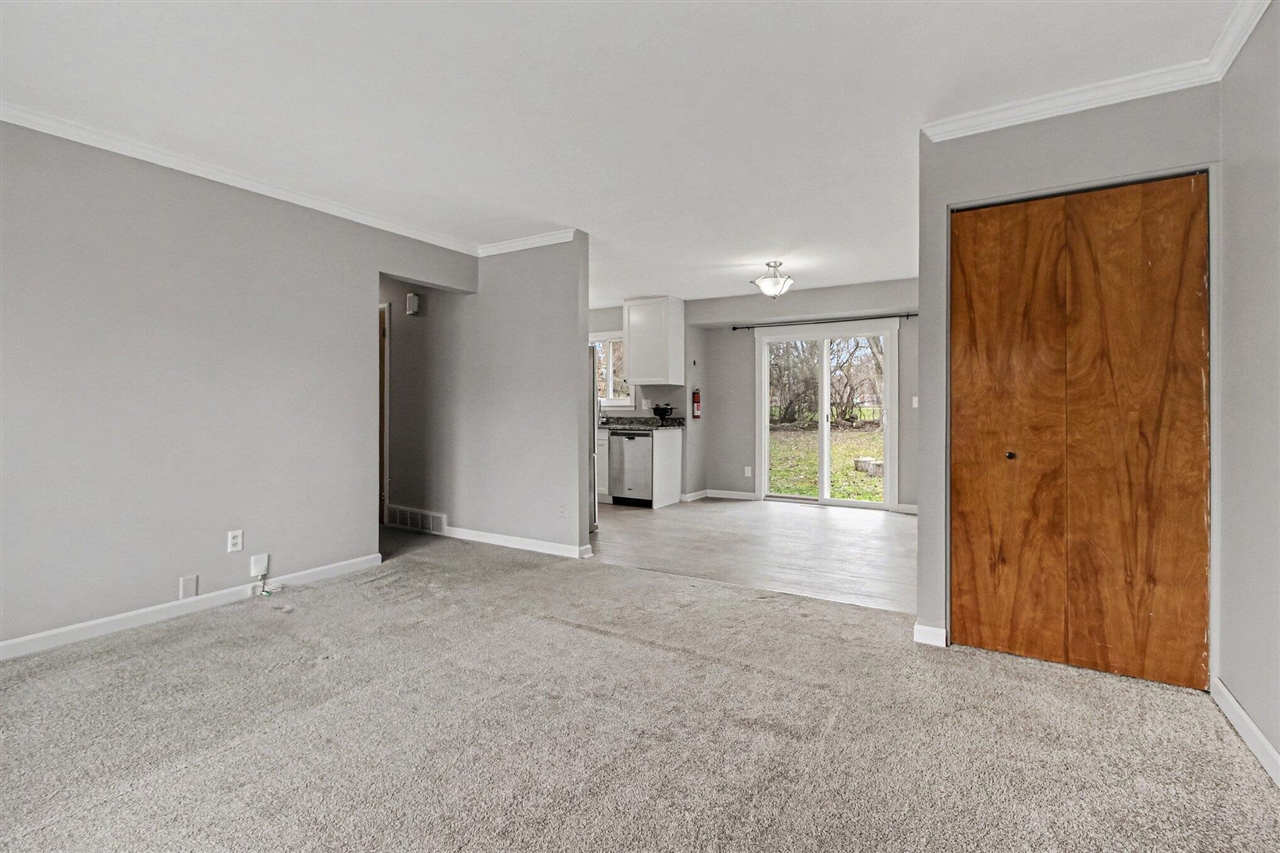 819 N Mansfield Street, Ypsilanti, MI, 48197-2032
