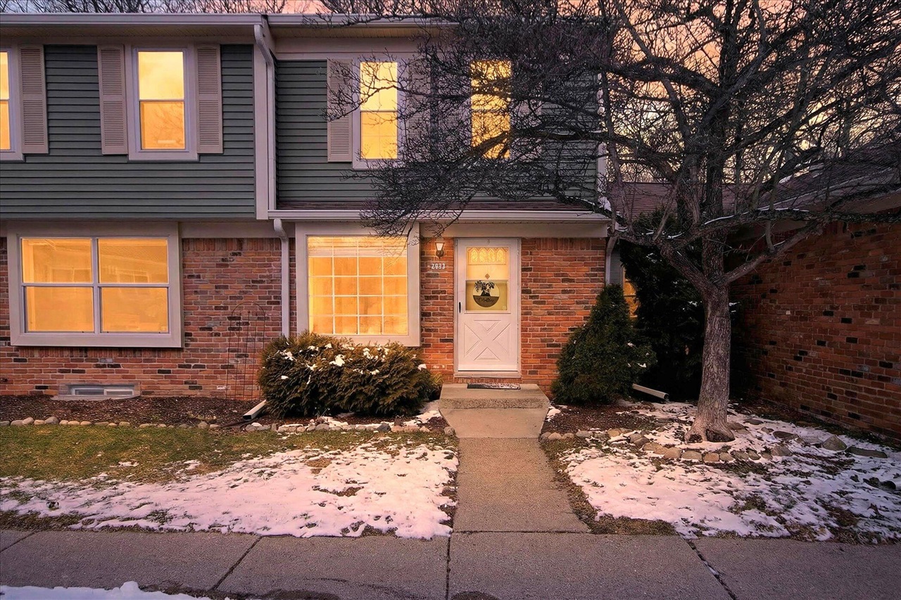9631 Lakeside Drive UNIT&nbsp;68, Ypsilanti, MI, 48197-3031