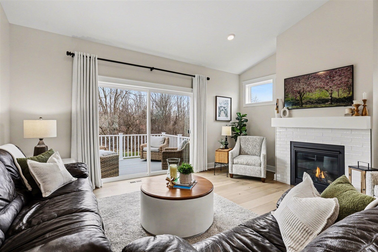 5187 Salmon River Court, Wyoming, MI, 49418-8814