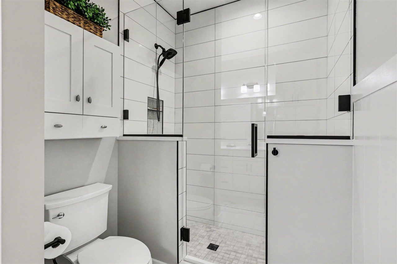 5187 Salmon River Court, Wyoming, MI, 49418-8814