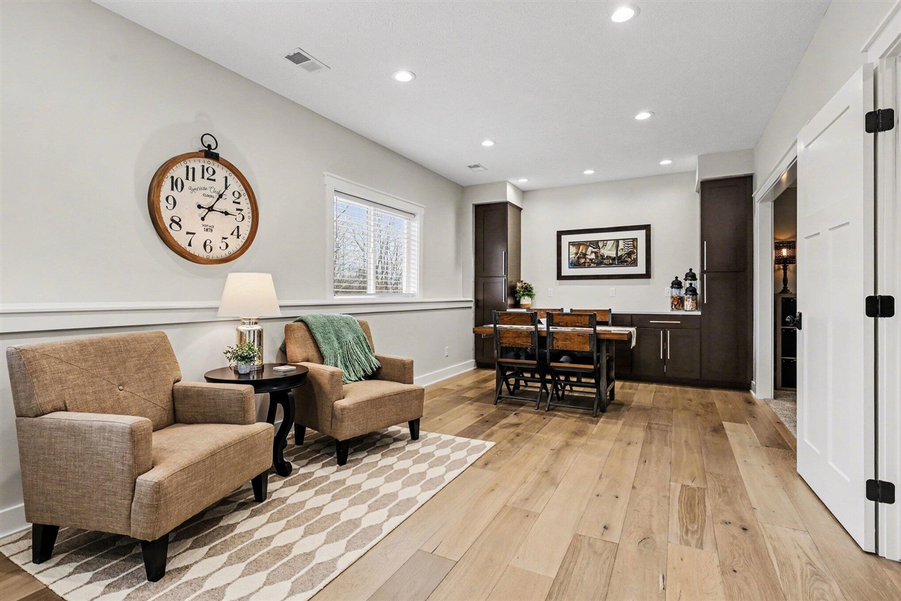 5187 Salmon River Court, Wyoming, MI, 49418-8814