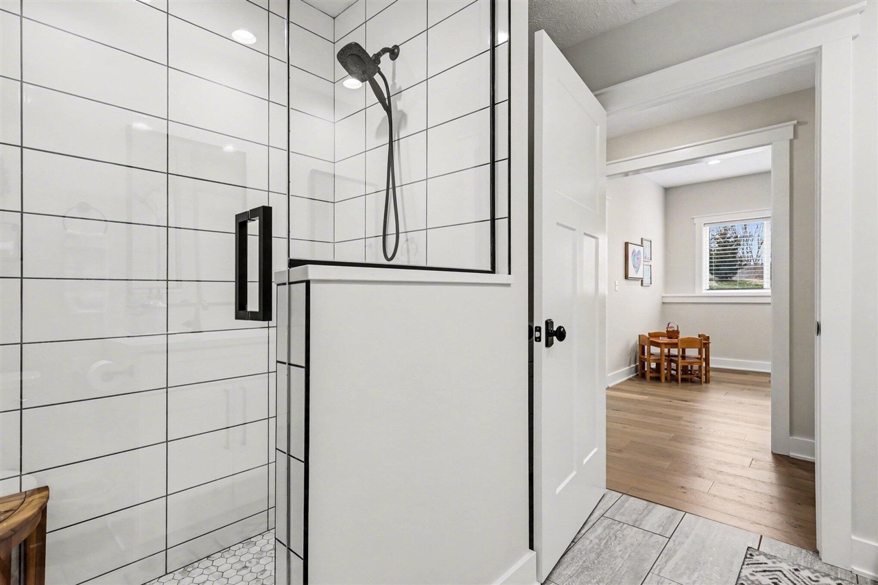 5187 Salmon River Court, Wyoming, MI, 49418-8814