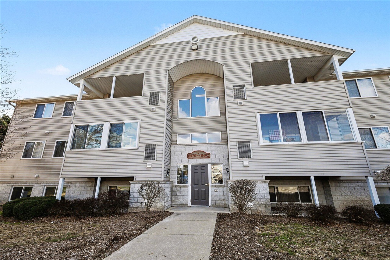 Homes for sale in Caledonia, MI | 8480 N Jasonville Ct, Caledonia, MI 49316 | MLS# 70520119