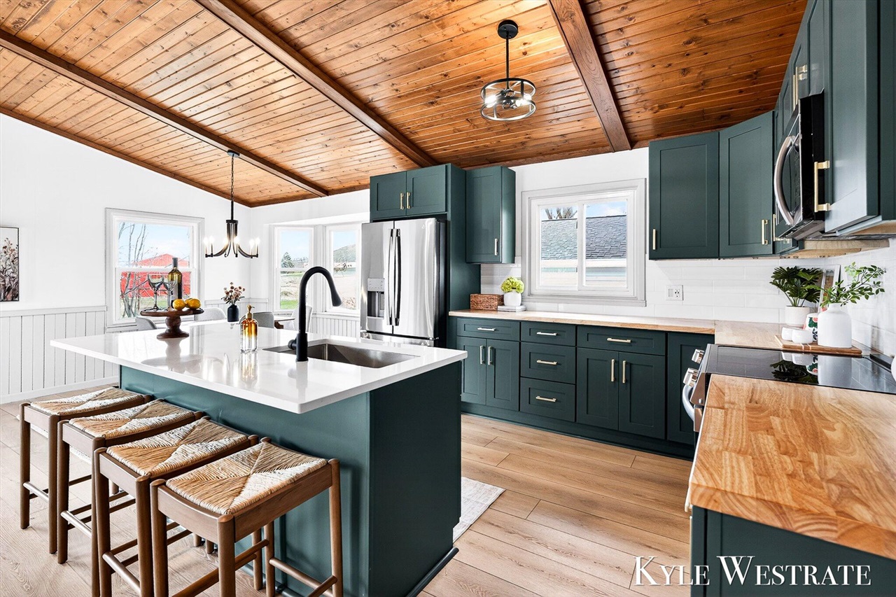 2929 Alden Nash Avenue, Lowell, MI, 49331-9383