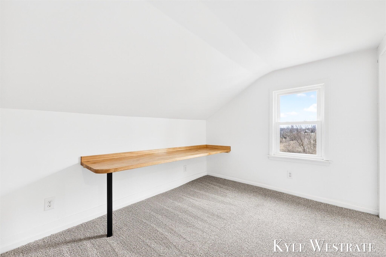 2929 Alden Nash Avenue, Lowell, MI, 49331-9383