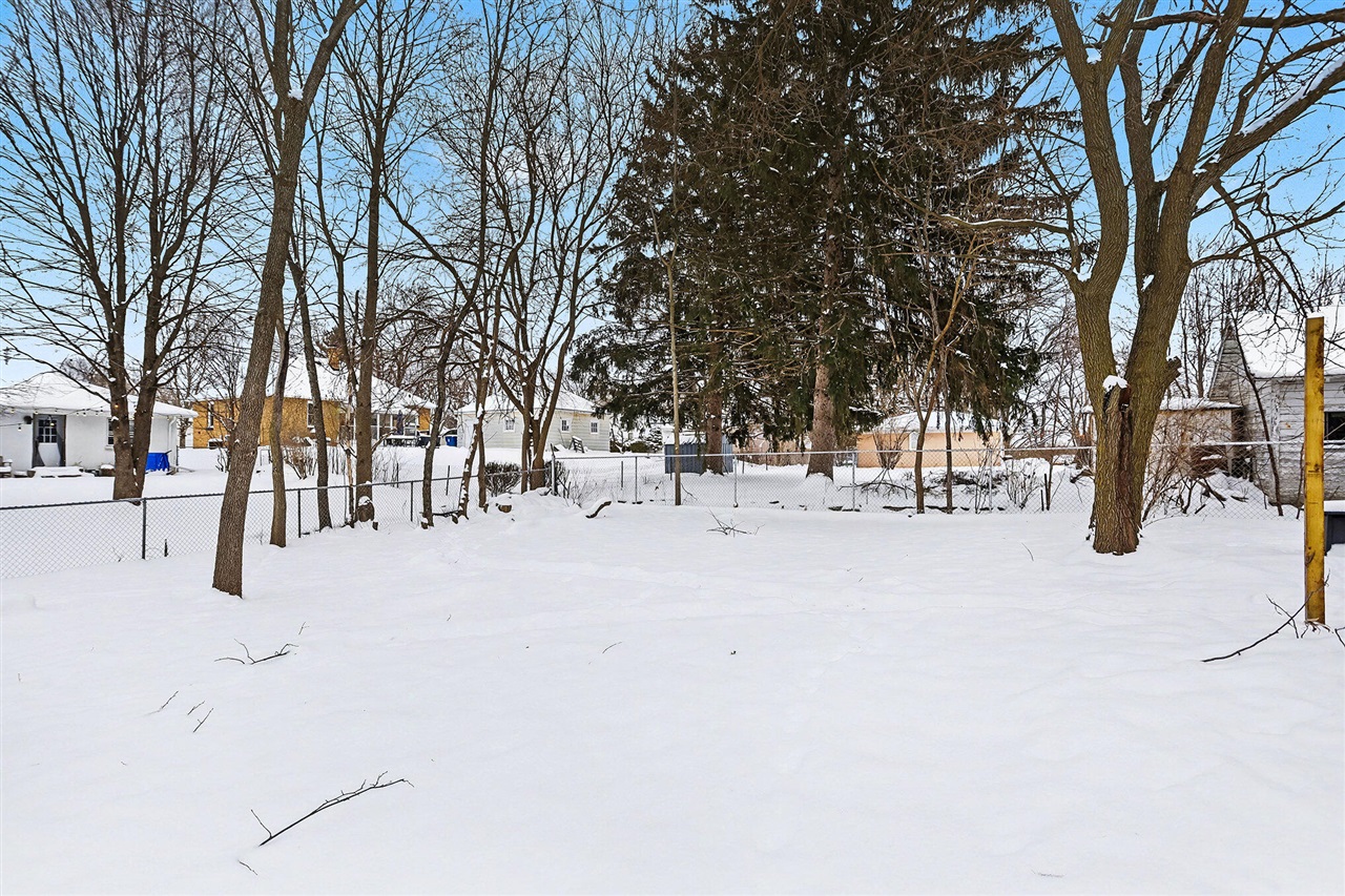 Homes for sale in Portage, MI | 311 E Milham Ave, Portage, MI 49002 | MLS# 70520128