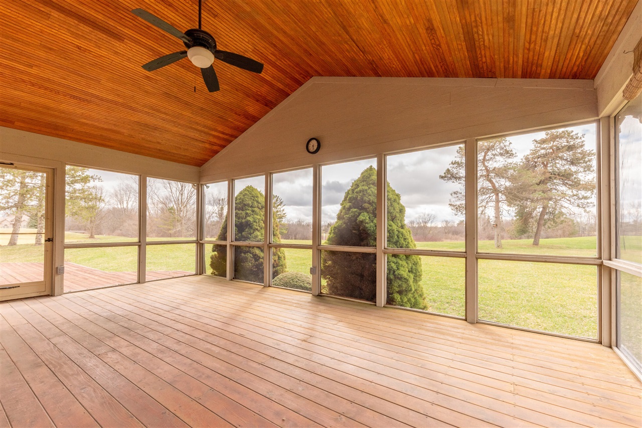 2427 Moors Court, Ann Arbor, MI, 48108-8615