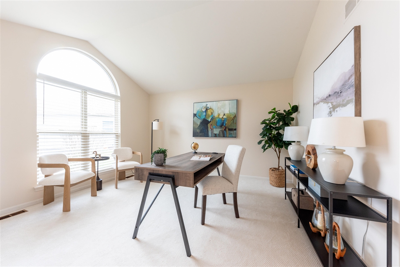 2427 Moors Court, Ann Arbor, MI, 48108-8615